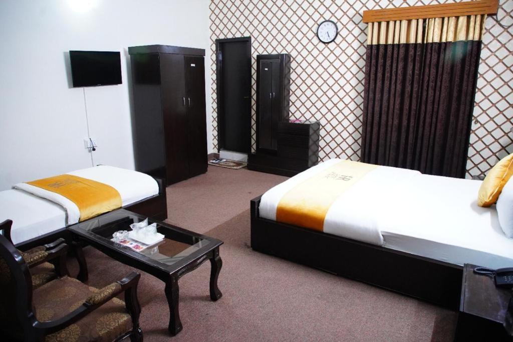 Hotel Red Line اسلام اباد المظهر الخارجي الصورة
